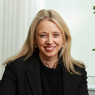 Caroline Carr